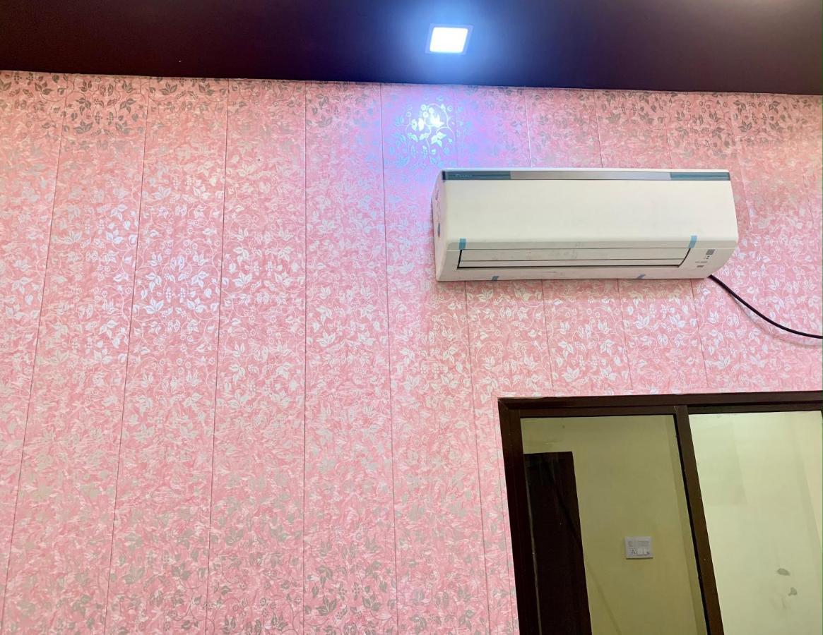 Red Chillies Apartment